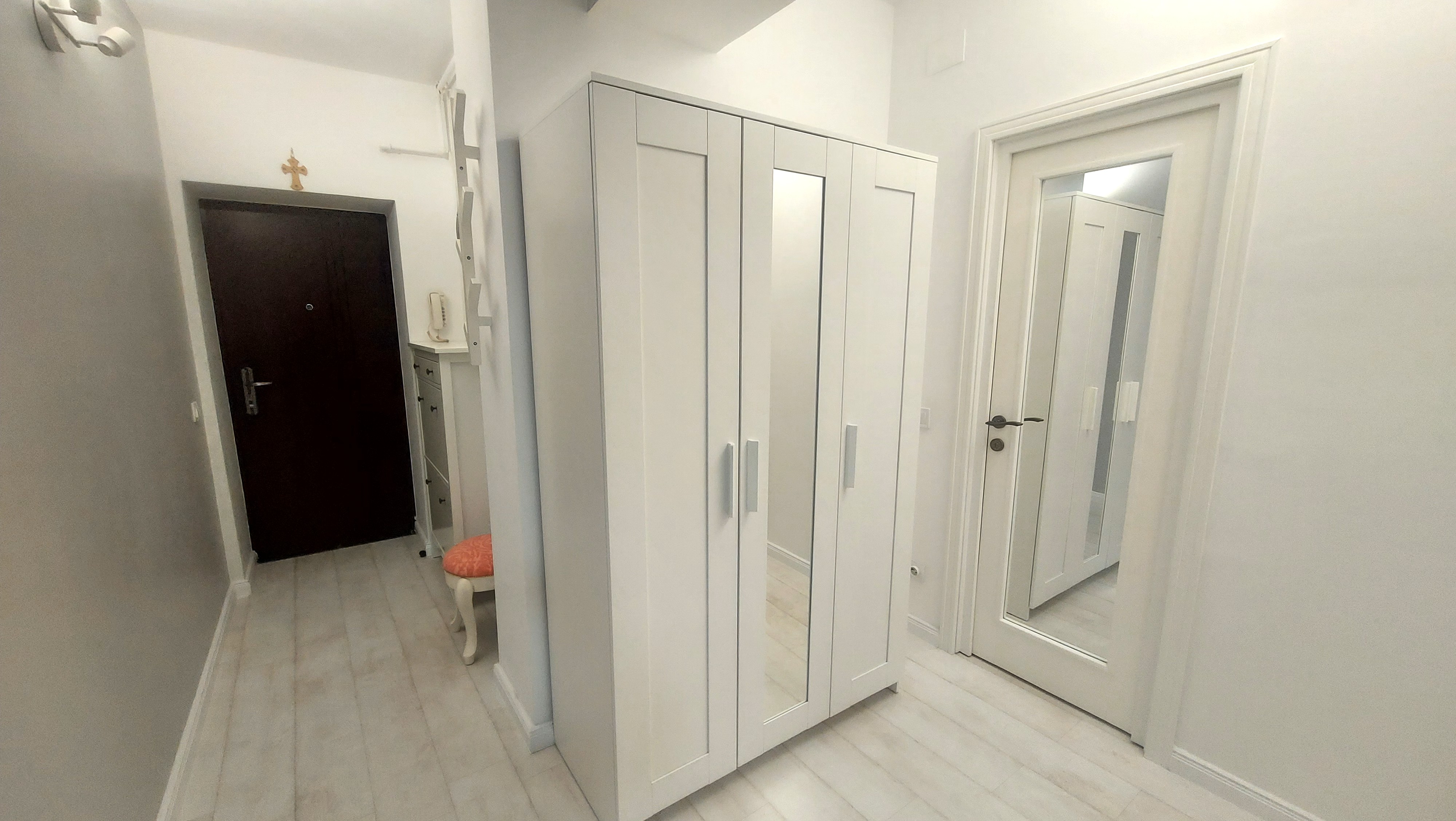 Vacaresti, 2 camere